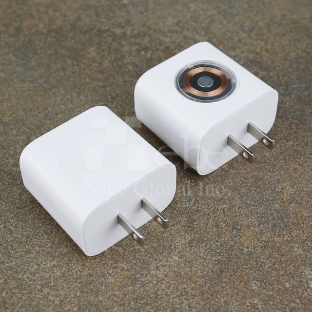 三合一LOGO多功能叉電器